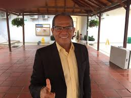 El pastor Arrázola morirá trágicamente”, predicción del “demonio” que golpeó a su esposa María Paulina (II) Por: Lucio Torres - El pastor Arrázola morirá trágicamente”, predicción del “demonio” que golpeó a su esposa María Paulina (II) Por: Lucio Torres -
